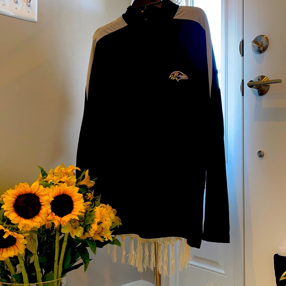 Like new Raven zip front Antigua Jacket Size 7 nwot boots sold separately each